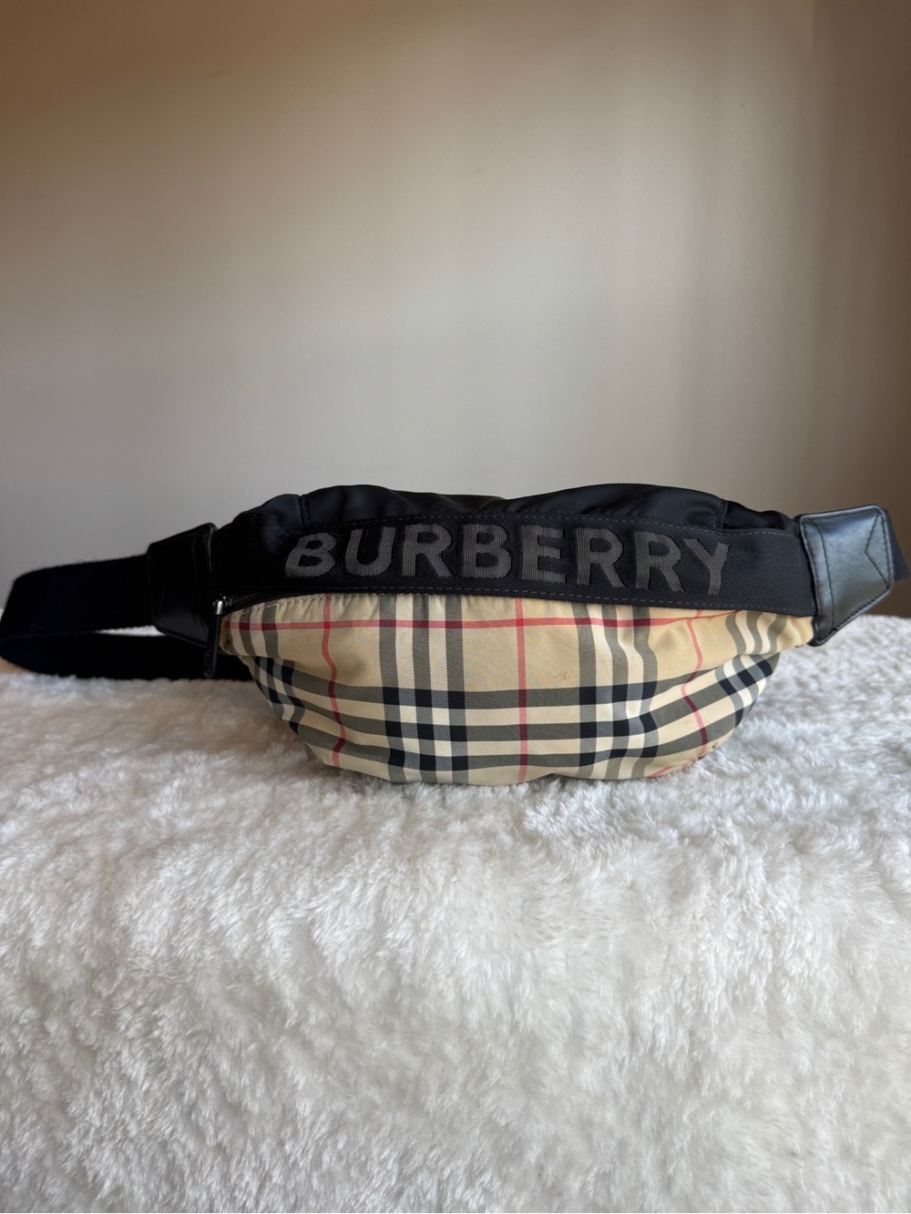 Burberry Beige Check Canvas and Black Logo Belt Bag - Picture 15 of 15